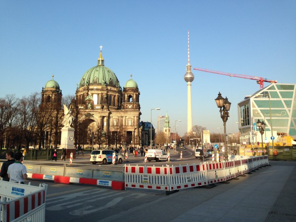 Berlin, Dom und Baustelle